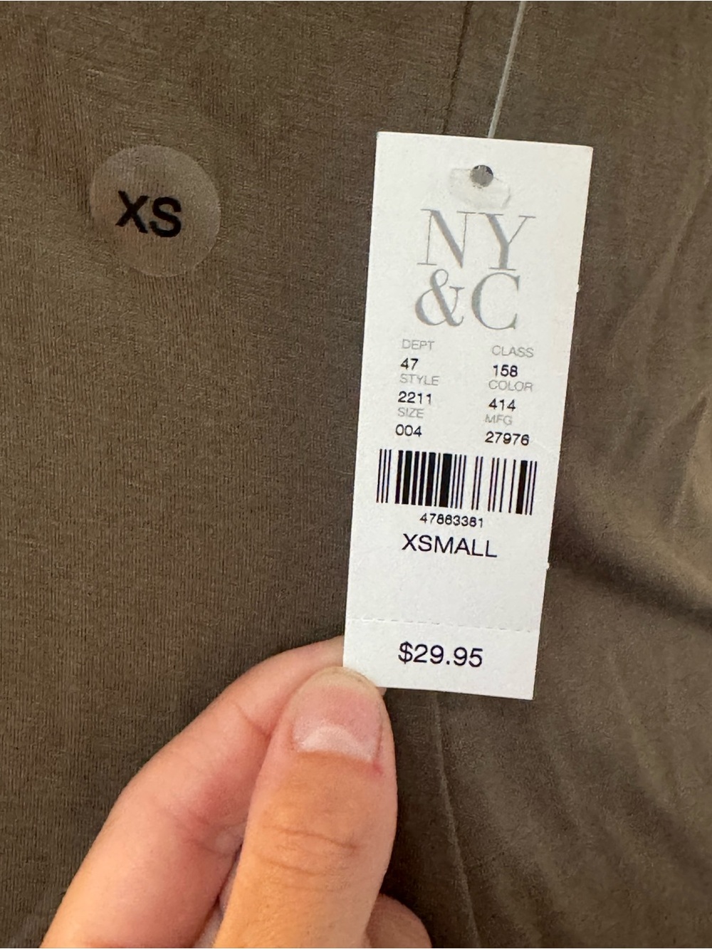 New York & Company Olive V-Neck Short Sleeve Tee